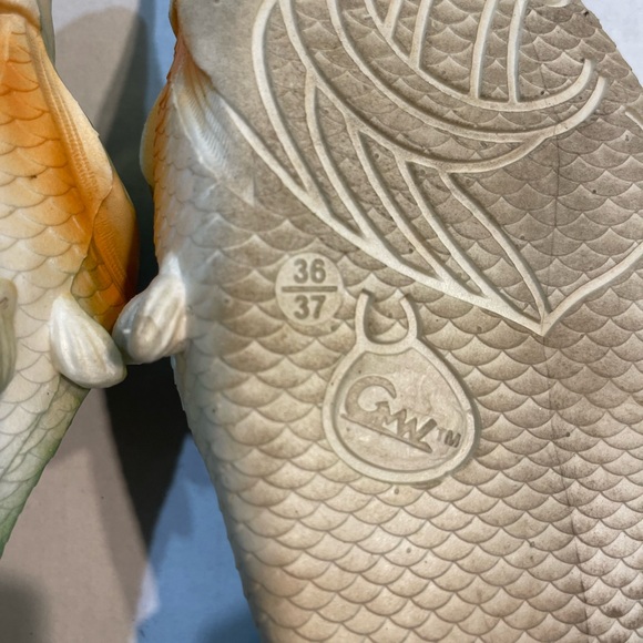 GREEN FISH-FLOPS - Picture 6 of 7